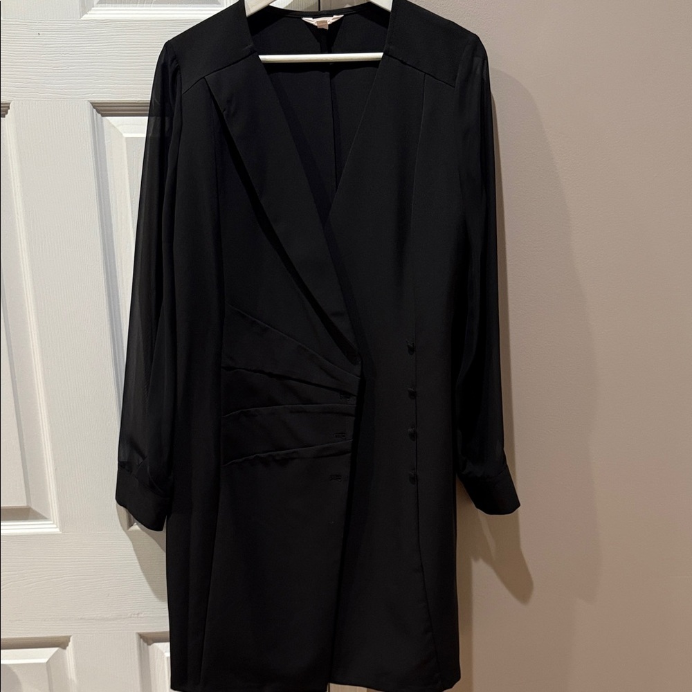 Nanette Lepore Elegant Black Long Sleeve Dress